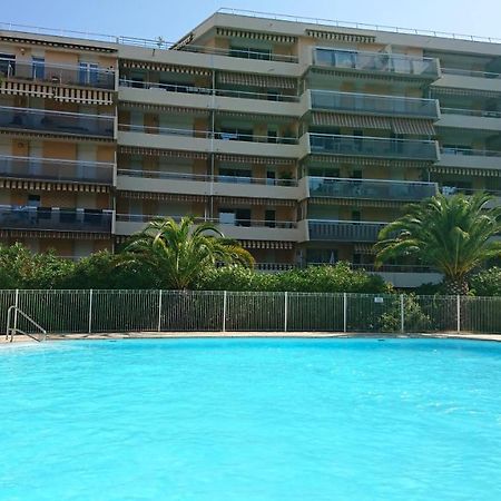 Frejus Plage, Appartement Entier , Piscine,Parking,Plage A 200M Екстер'єр фото