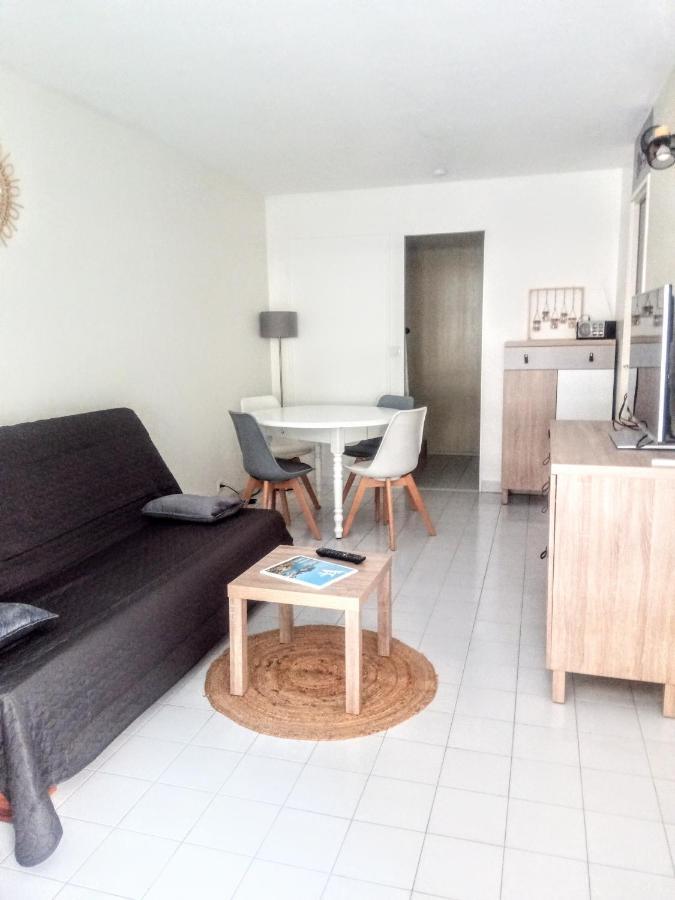 Frejus Plage, Appartement Entier , Piscine,Parking,Plage A 200M Екстер'єр фото